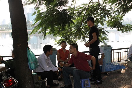 Sự thực về việc hàng loạt nữ sinh bị cướp ở hồ Hoàng Cầu